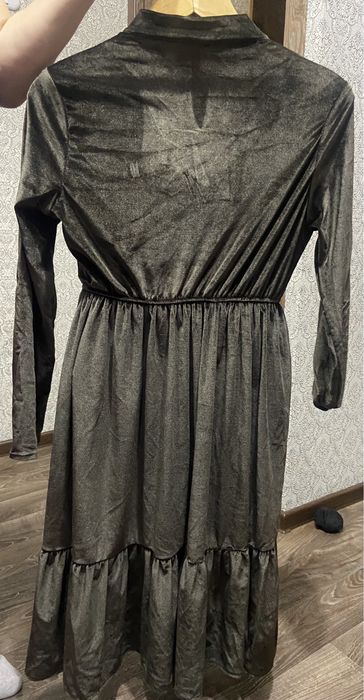 Велюровое женское платье