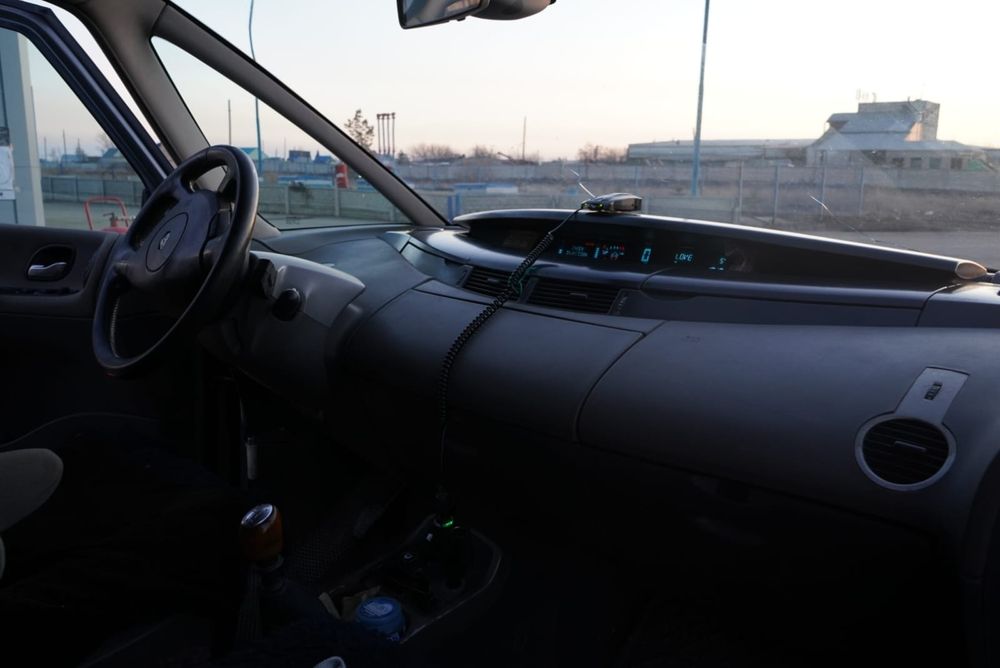 Продаю Renault Espace IV (минивэн), дизель 1.9