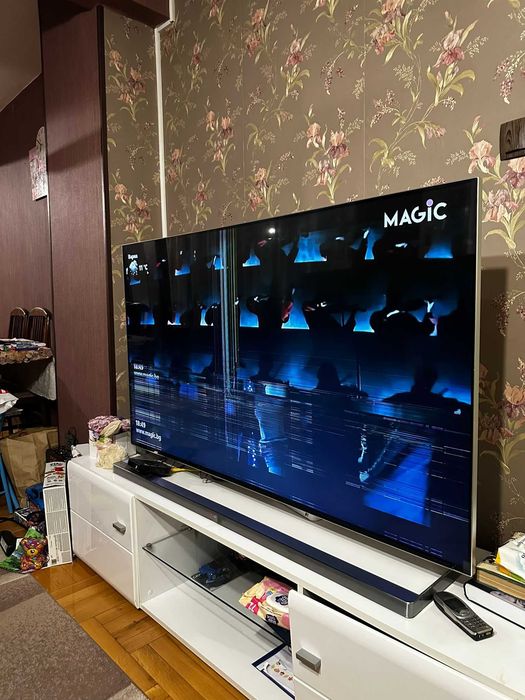 Телевизор LG 60 inch