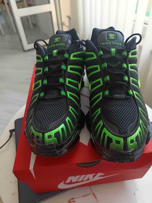NIKE SHOX TL - оригинални маратонки на Найк, 43 номер