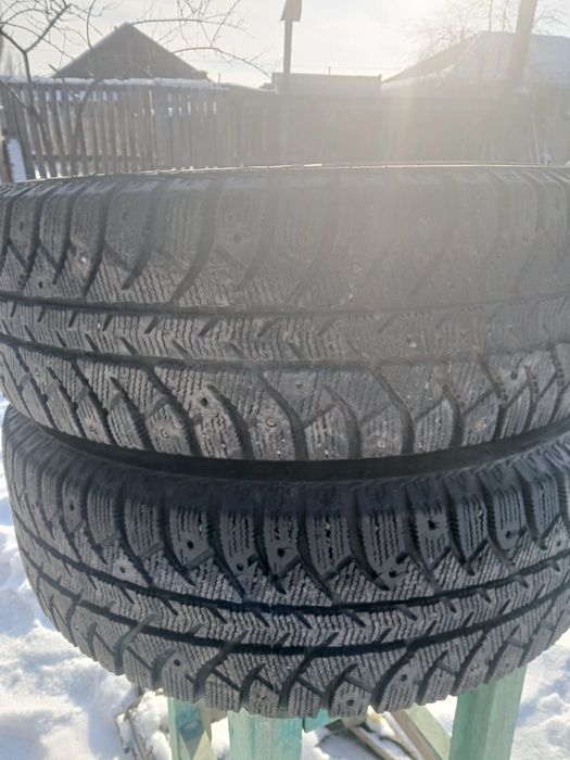 Продам резину вместе с дисками