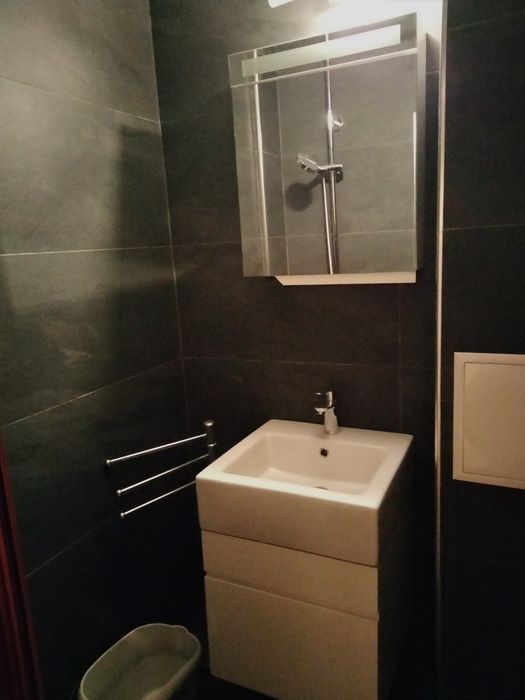 Давам двустаен апартамент под наем