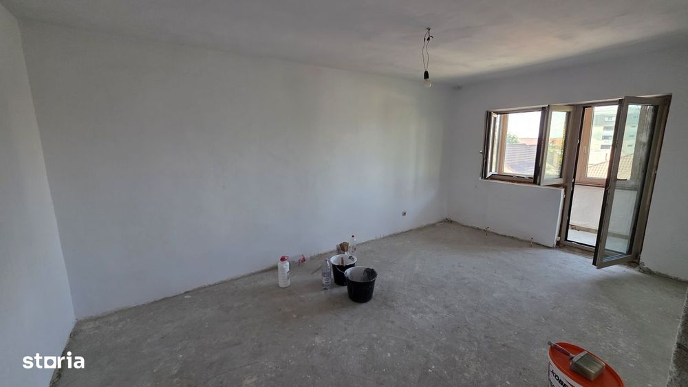 Vand ap cu 2 camere str. Bucuresti