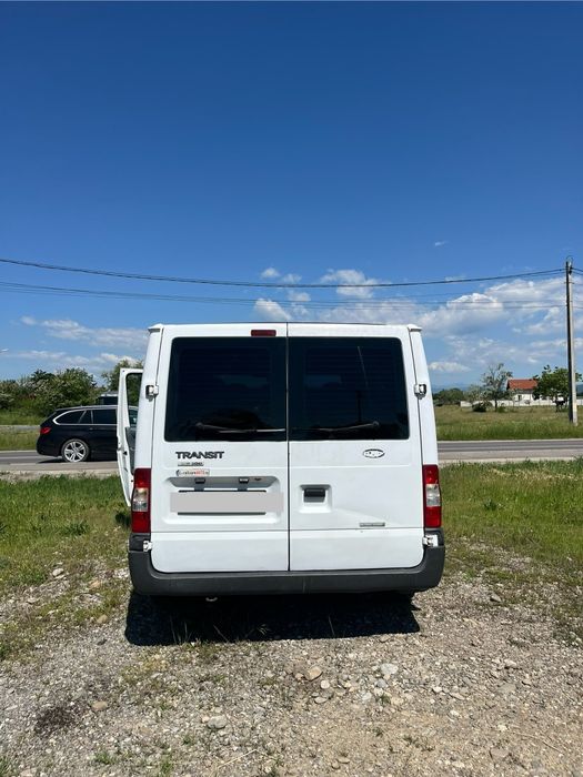 Ford Transit 8+1 2.2 TDCi