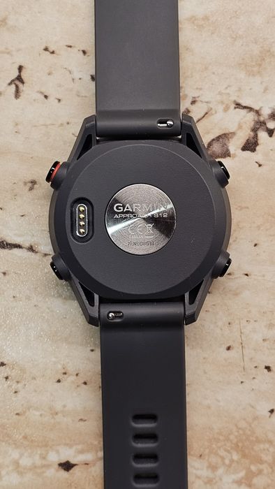 Часы для игры в гольф - Garmin Approach S12