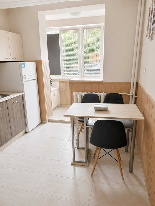 Дава се под наем Тристаен апартамент в Пловдив, Център - 72 кв.м за 380 € - Снимка #5