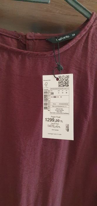 Платье  цвет темный баклажан, обем груди99см. длина 140см. от плеча, Т