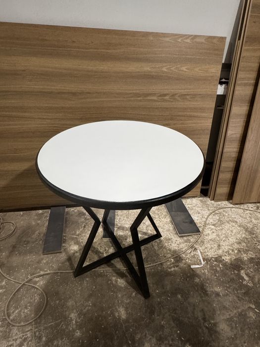 Стол круглый диаметр 70 см со скидкой
