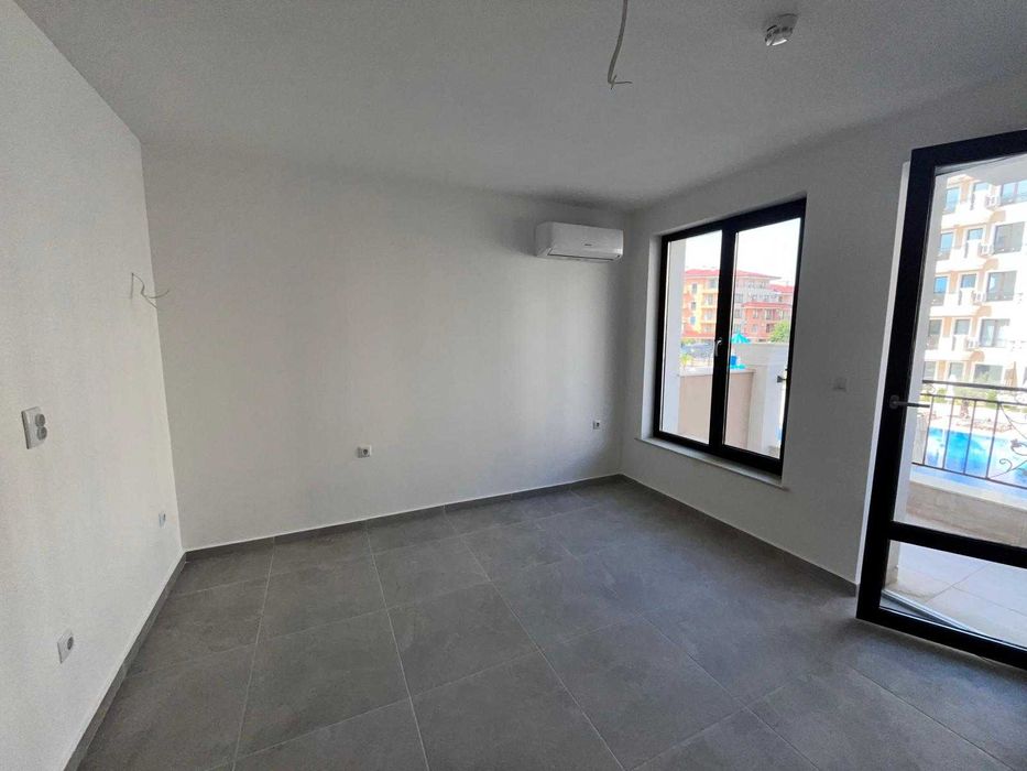 Едностаен необзаведен апартамент в к-с „Империум“