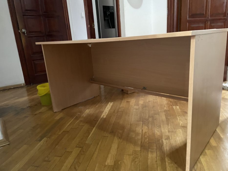 Стол письменный 145*70