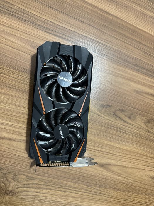 Видеокарта Gigabyte GTX 1060 3GB Windforce OC