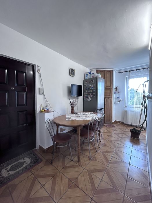 Vand apartament cu 2 camere, cartier Unirii, Reghin
