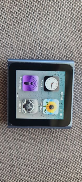 iPod Nano de generația a 6-a, cu ecran tactil de 1,54 inch