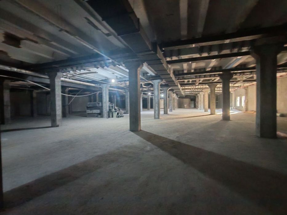 Аренда 1800 м2 - Торговый центр