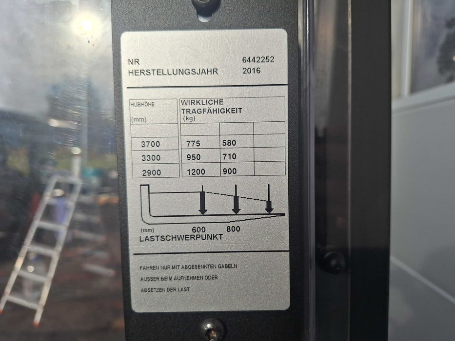 Електрически стакер Toyota SWE120 - 750 м.ч. - 3700 mm