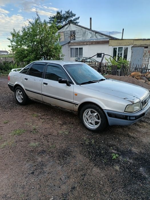 Продам ауди б4 на ходу