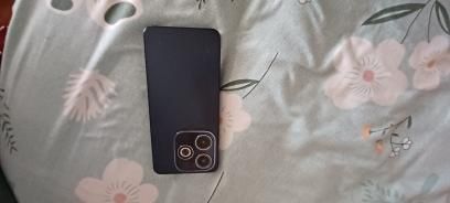 Infinix hot 40 i