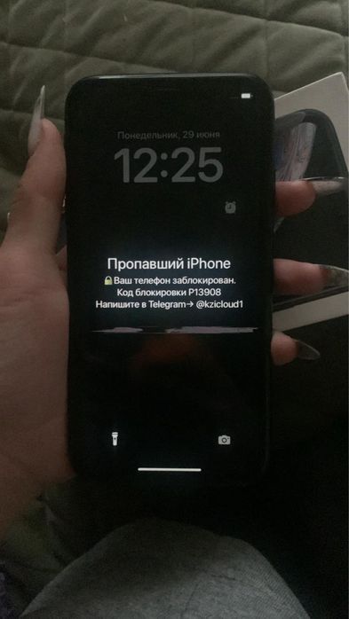 продам айфон xr 77%