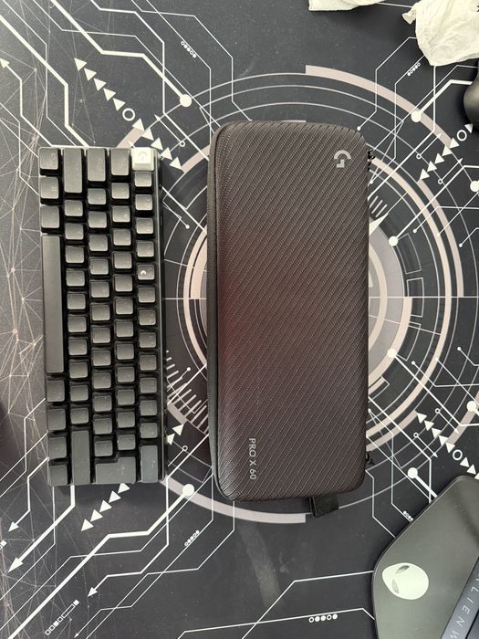 Tastatura Gaming Wireless mecanica LOGITECH PRO X 60, Optical Switch, Bluetooth, USB, Layout INT, negru