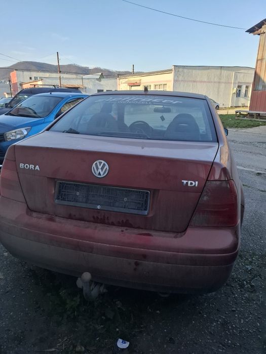 VOLKSWAGEN Bora 2001 — imagine 3