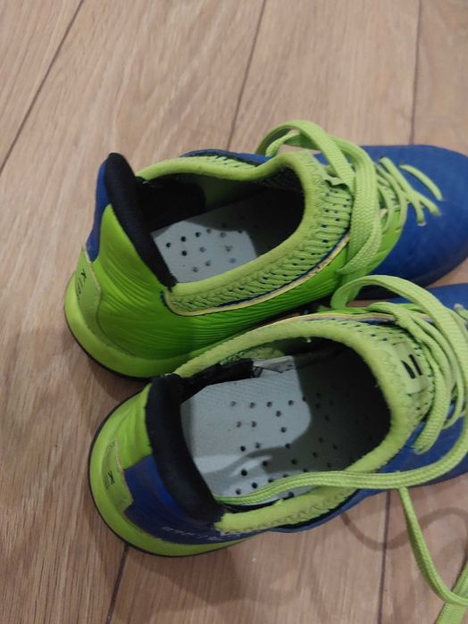 Детски обувки за футбол viralto iii turf tf, синьо/зелено kipsta 33р.