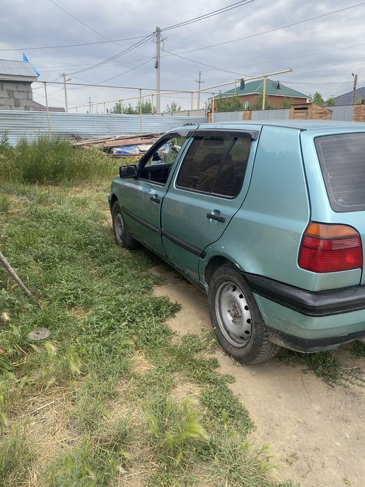 Фольсваген гольф 3 1992года
