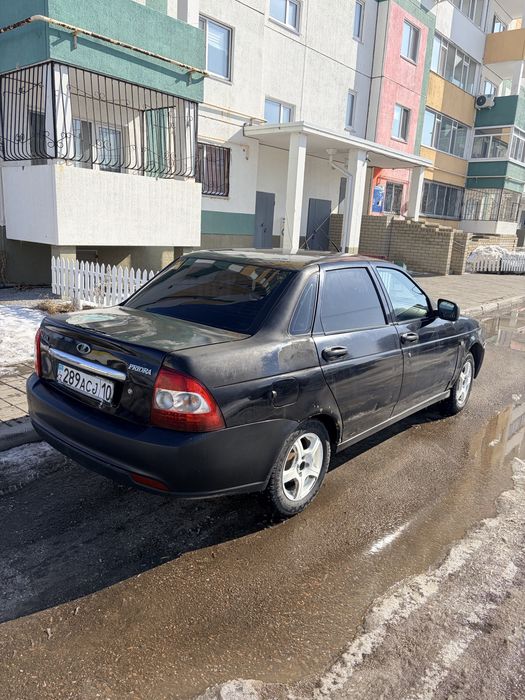 Продам приору 2го поколения  2014г