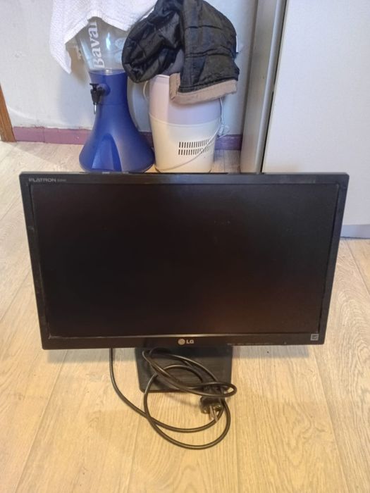 Монитор LG 22d HDMI