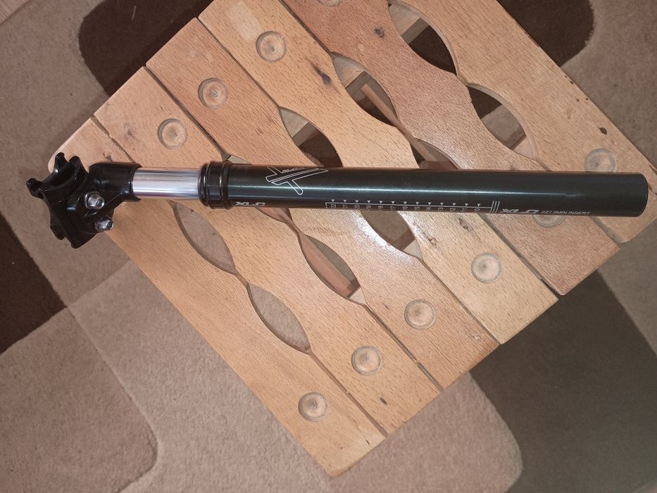 Vând tijă șa bicicletă aluminiu cu suspensie telescopică