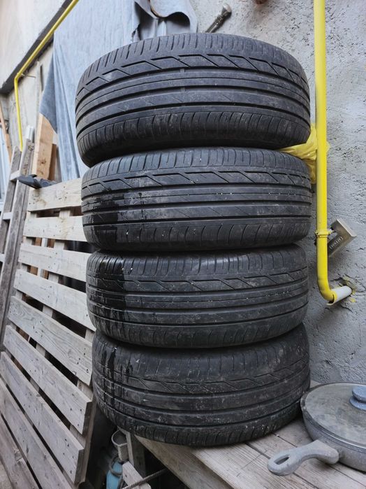 4 anvelope Bridgestone 225/55/17 vară
