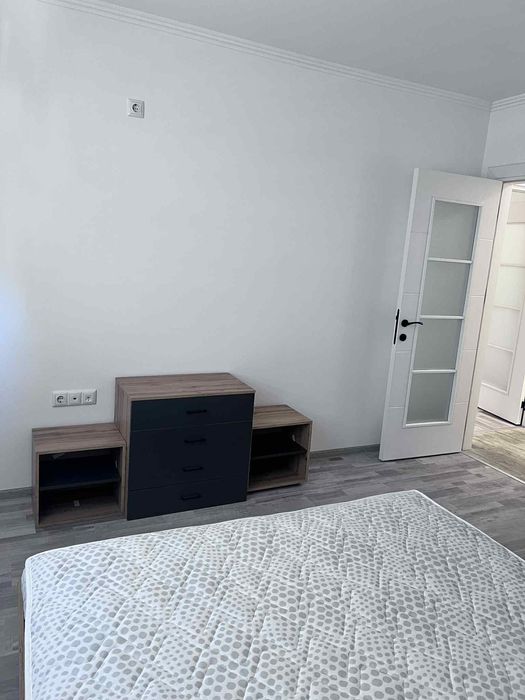 Дава се под наем Тристаен апартамент в Айтос - 98 кв.м за 357 € - Снимка #3