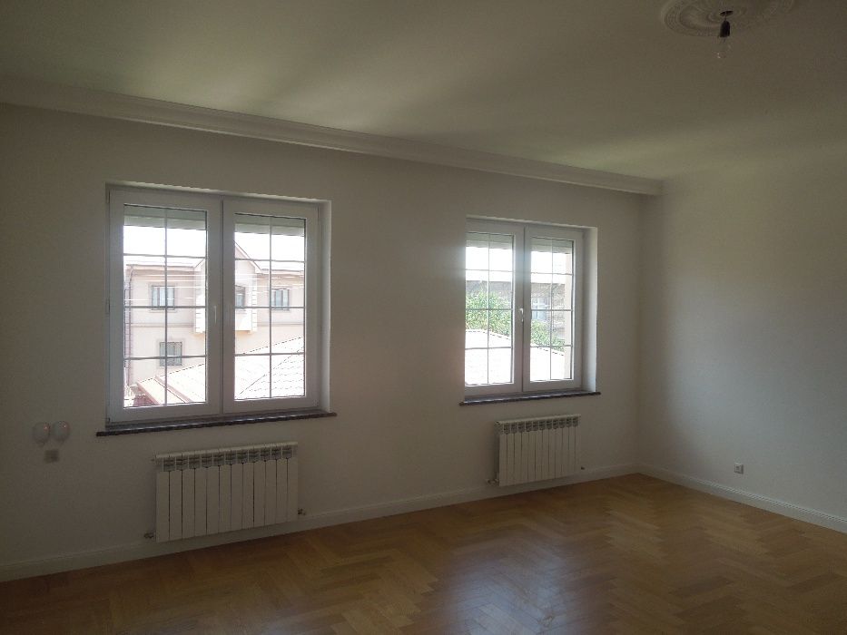 Дом Великолепная постройка высшего класса в отличном состоянии