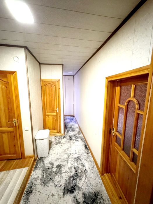 Чиланзар 9, 3/1/4,  кирпич, 68 м², балкон 2x6,