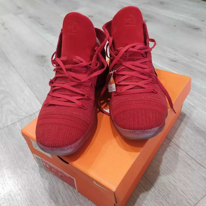 Волейбольные кроссовки