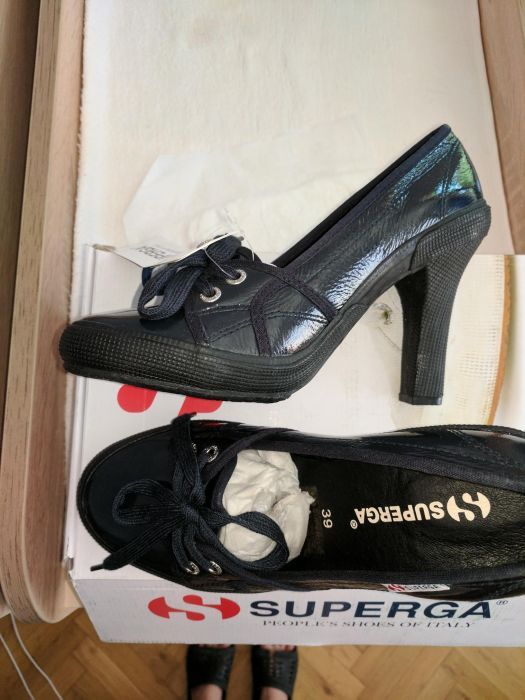 Маркови обувки Superga