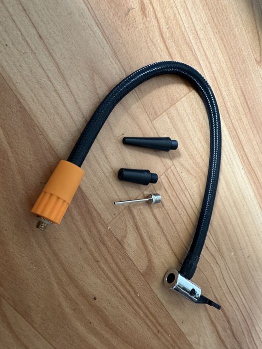 SAST – Джамп-стартер с компрессором