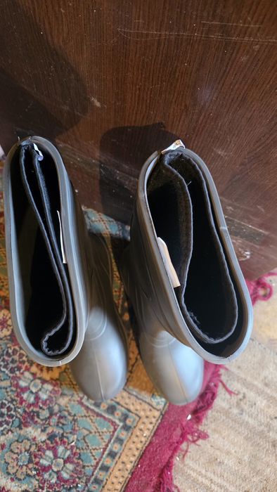 Резиновые  Сапоги 44 размер торг