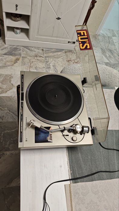 Грамофон Pioneer PL400