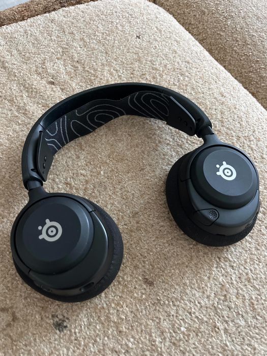 наушники SteelSeries Arctis Nova 5 Wireless