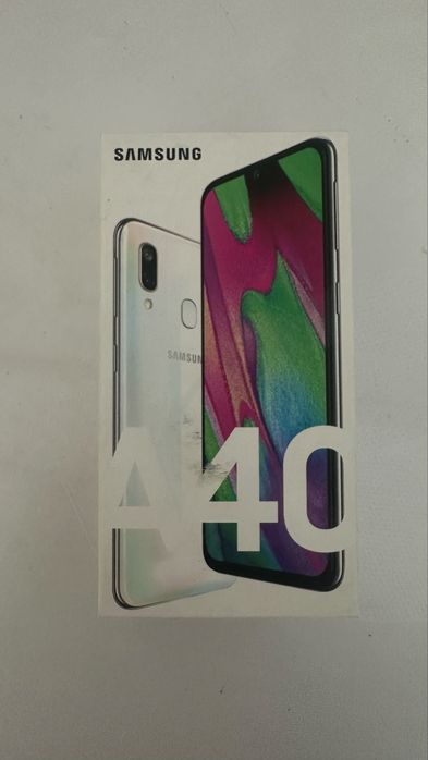 Продаётся самсунг А 40