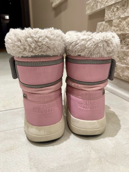 Детски апрески Moon Boot