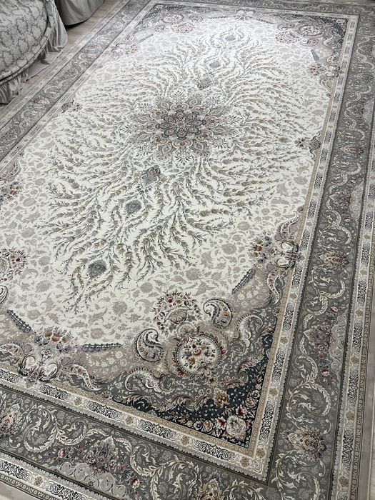 Продам Ковёр для гостиной пр Иран