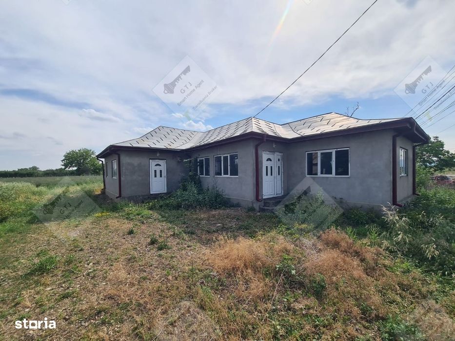 Casa Garoafa 120mp -Teren 2250mp Acces Rapid E85/Autostrada
