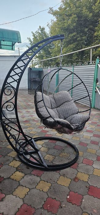 Продам качелю кокон