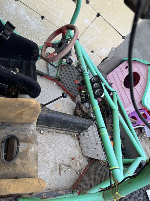 Vand buggy 18 benzina