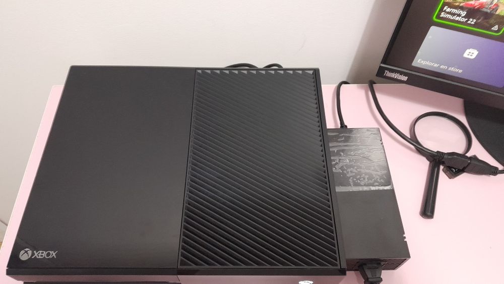 Xbox One model 1540 funcțional