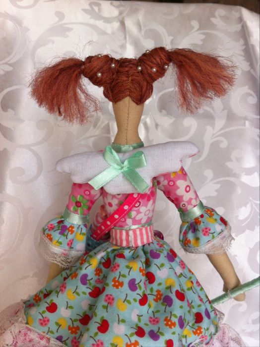 Продам куклу Тильду