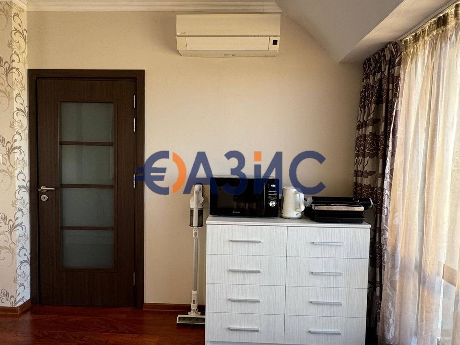 Продава се Тристаен апартамент в Свети Влас - 179 кв.м за 627 €/кв.м - Снимка #14