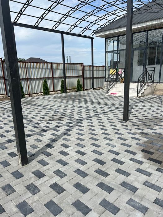 Укладка брусчатки и плитки