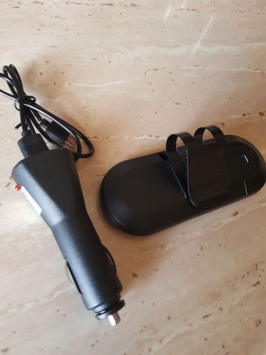 Kit handsfree auto cu bluetooth